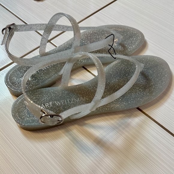 Stuart Weitzman Summer Jelly Sandals in Silver, size 10 - Picture 9 of 9